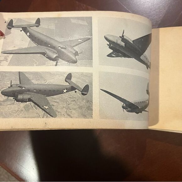 WWII Aircraft FM 30-30/Navy Dept BUAER 3 Recognition Pictorial Manual dated 1943 - Picture 8 of 16